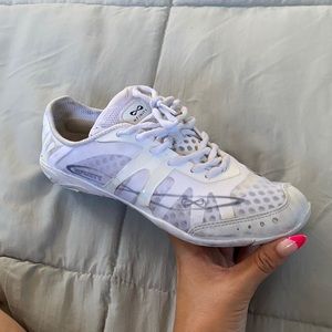Nfinity Vengeance Cheer shoes